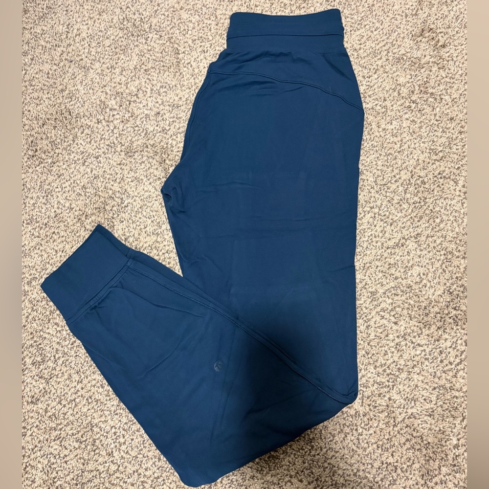 Lululemon ready to rulu joggers